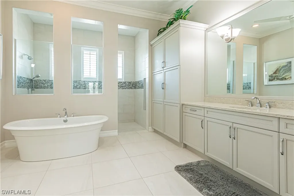 6262 Lightbourn Way Naples FL 34113