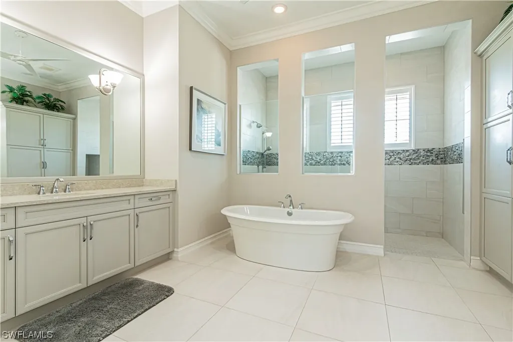 6262 Lightbourn Way Naples FL 34113