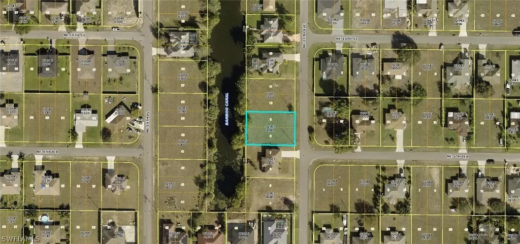 916 NE 11th Avenue Cape Coral FL 33909