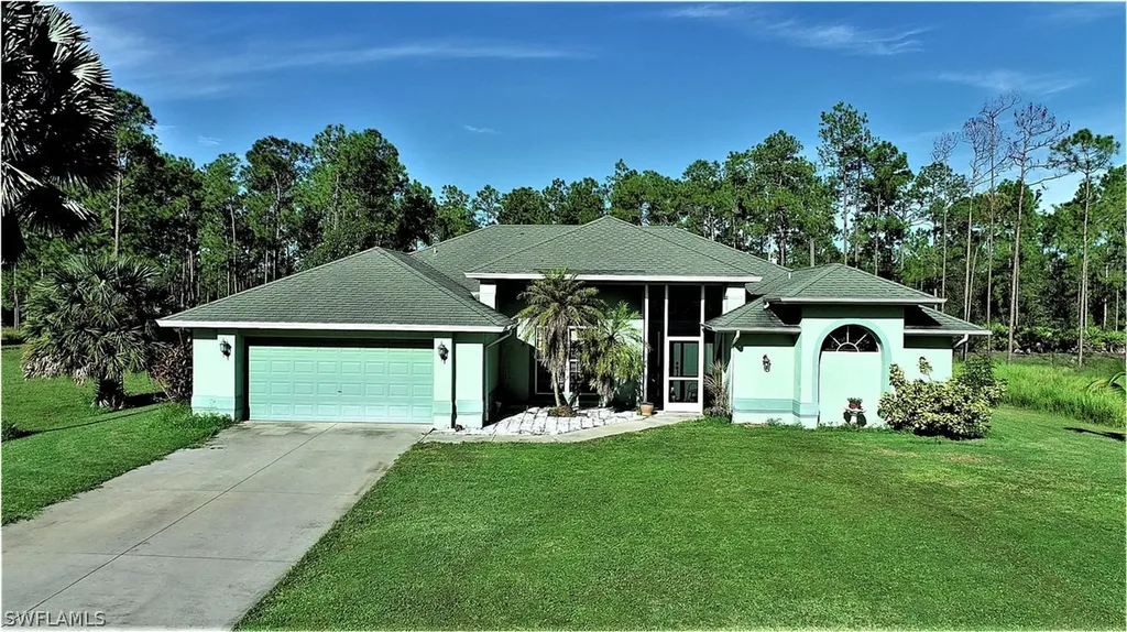 1305 Lake Avenue Lehigh Acres FL 33972