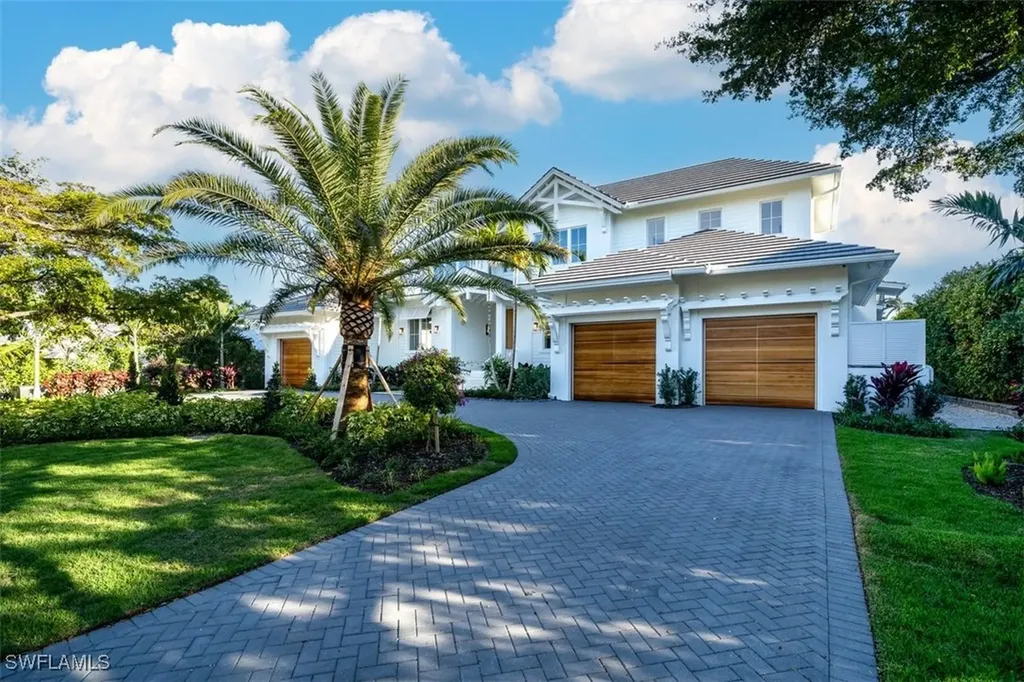 508 16th Avenue S Naples FL 34102