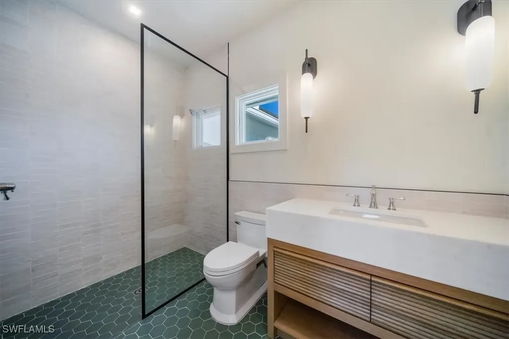 508 16th Avenue S Naples FL 34102