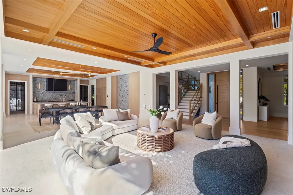 508 16th Avenue S Naples FL 34102