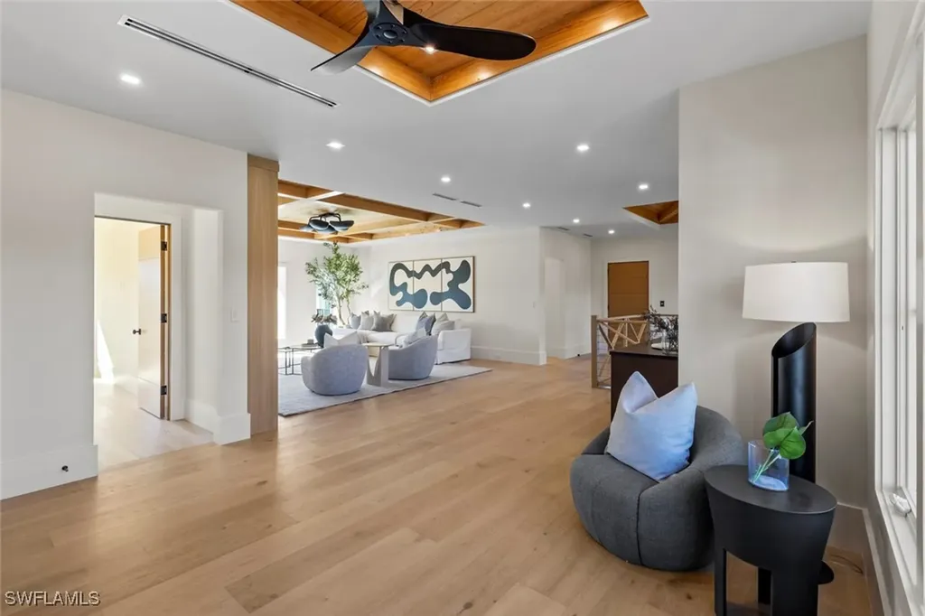508 16th Avenue S Naples FL 34102