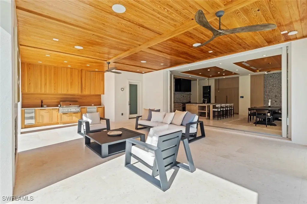 508 16th Avenue S Naples FL 34102