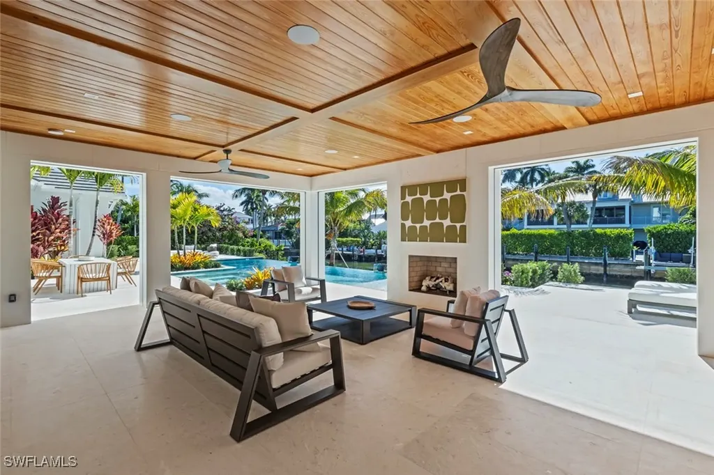 508 16th Avenue S Naples FL 34102