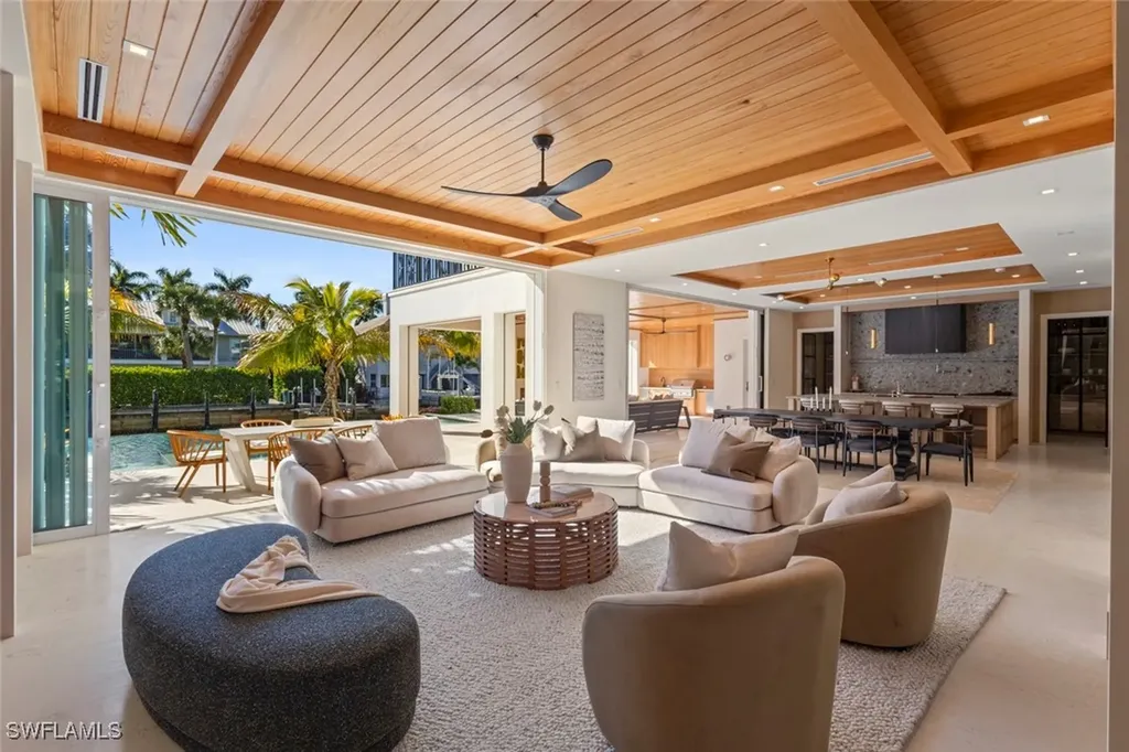 508 16th Avenue S Naples FL 34102