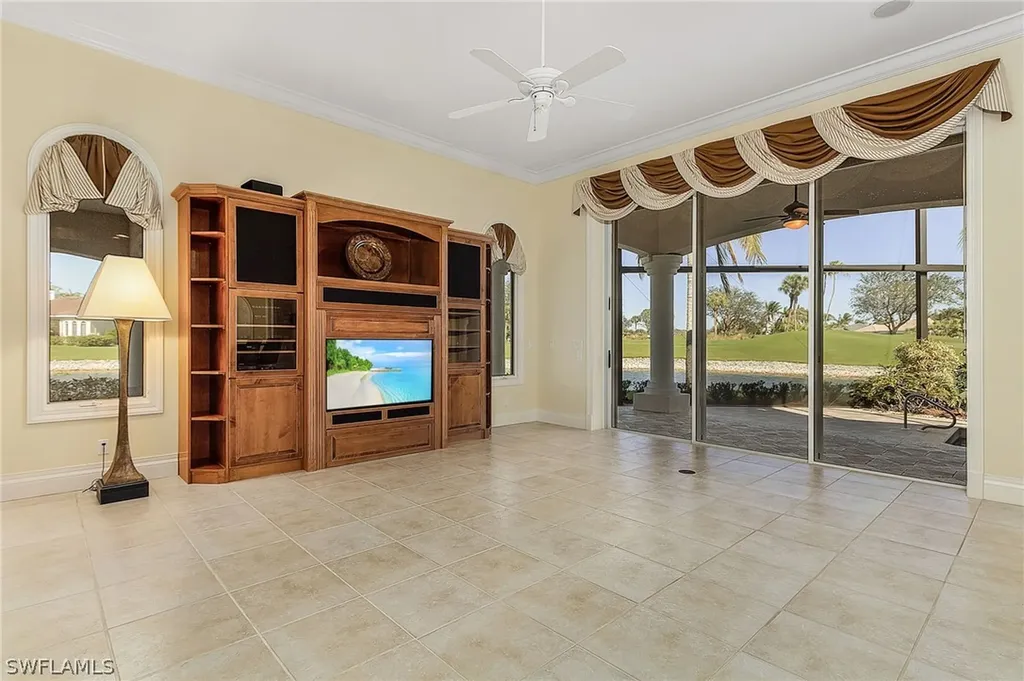 5102 Kensington High Street Naples FL 34105
