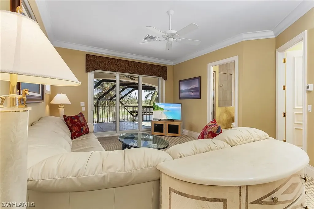 5102 Kensington High Street Naples FL 34105