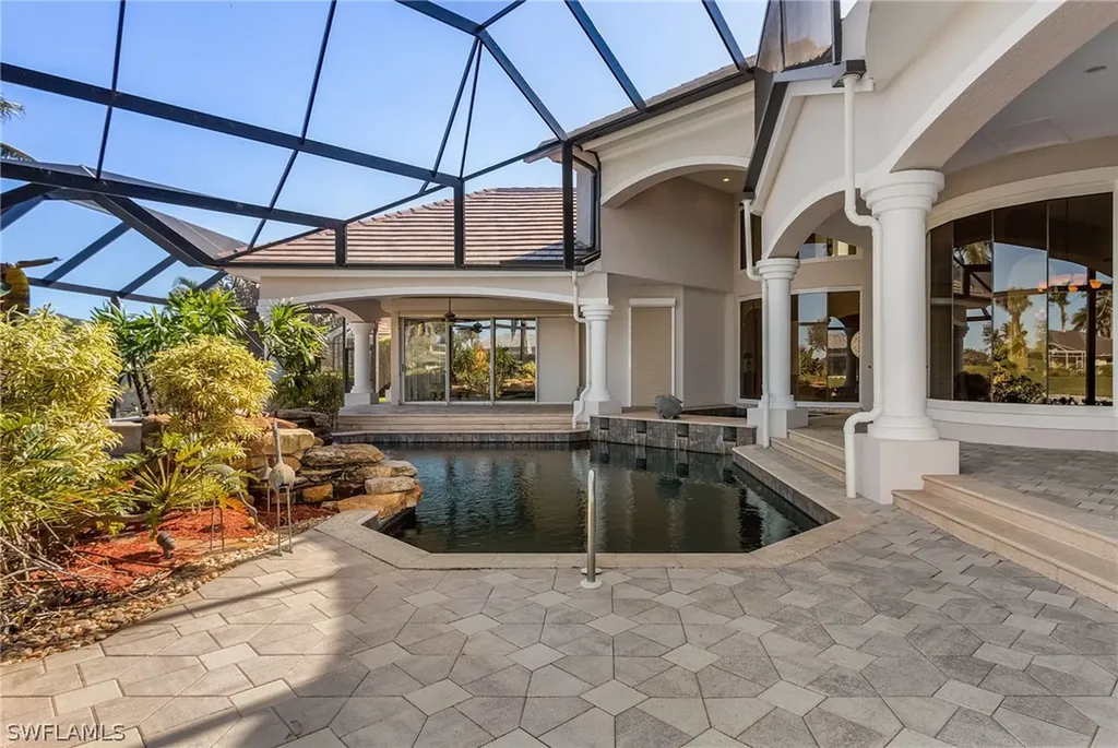 5102 Kensington High Street Naples FL 34105