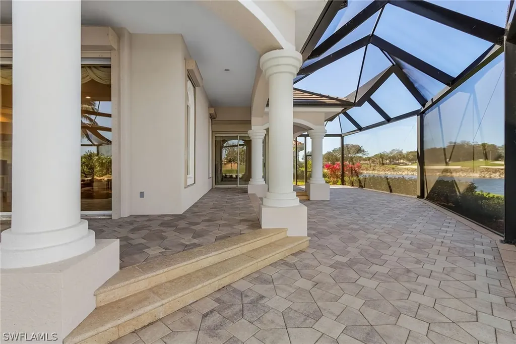 5102 Kensington High Street Naples FL 34105