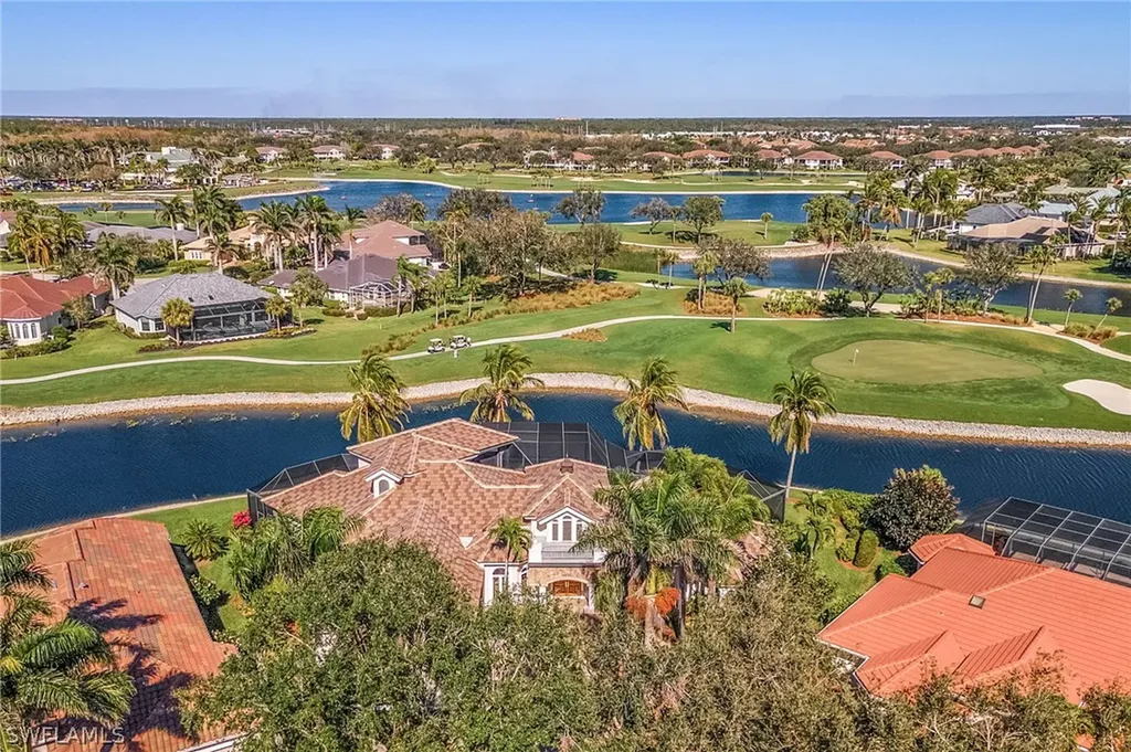 5102 Kensington High Street Naples FL 34105