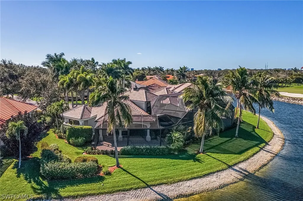 5102 Kensington High Street Naples FL 34105