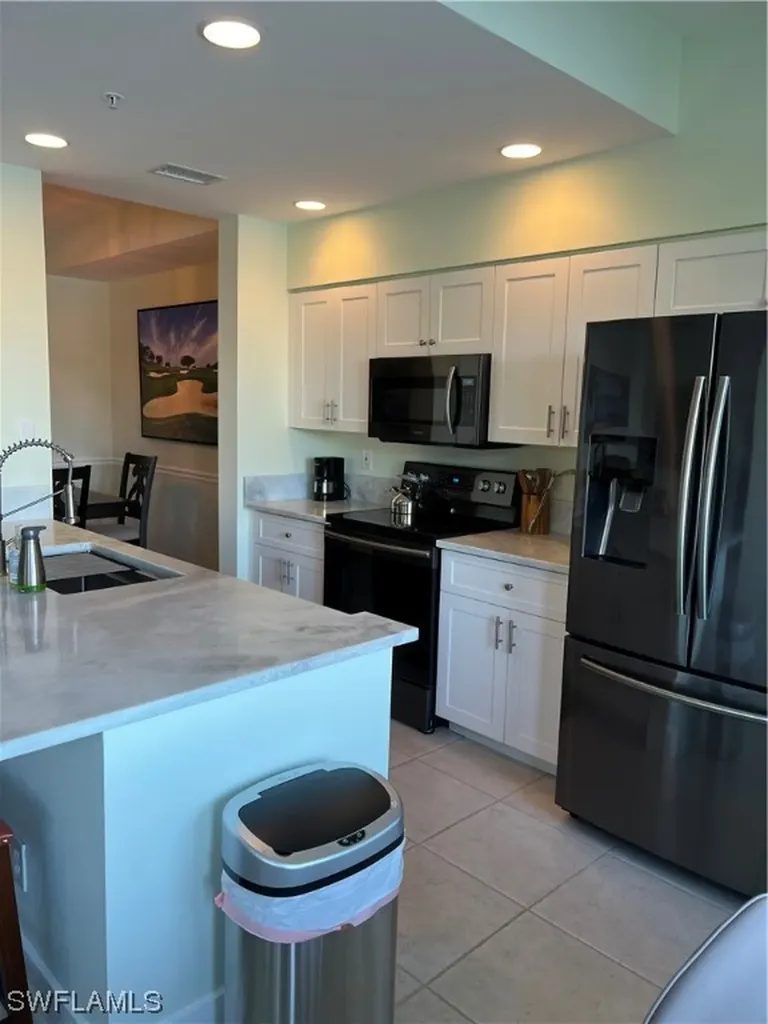 7525 Stoneybrook Drive Naples FL 34112