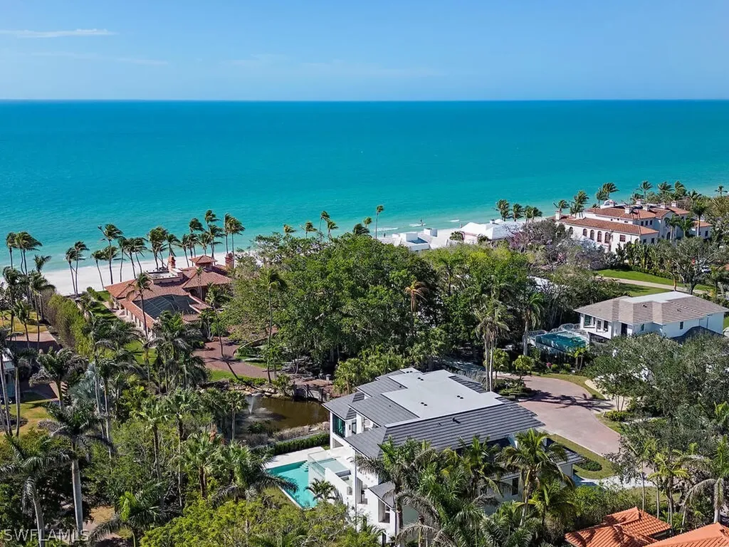 2060 Gordon Drive Naples FL 34102