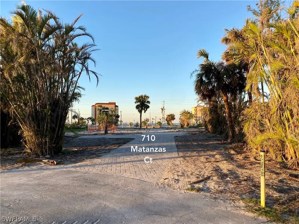710 Matanzas Court Fort Myers Beach FL 33931