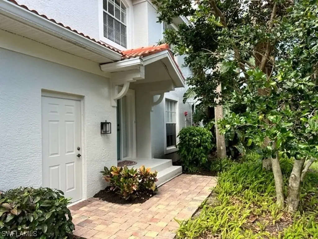 2135 Arielle Drive Naples FL 34109