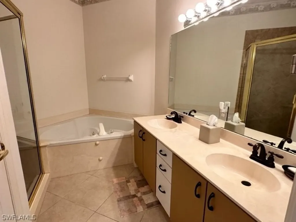 2135 Arielle Drive Naples FL 34109