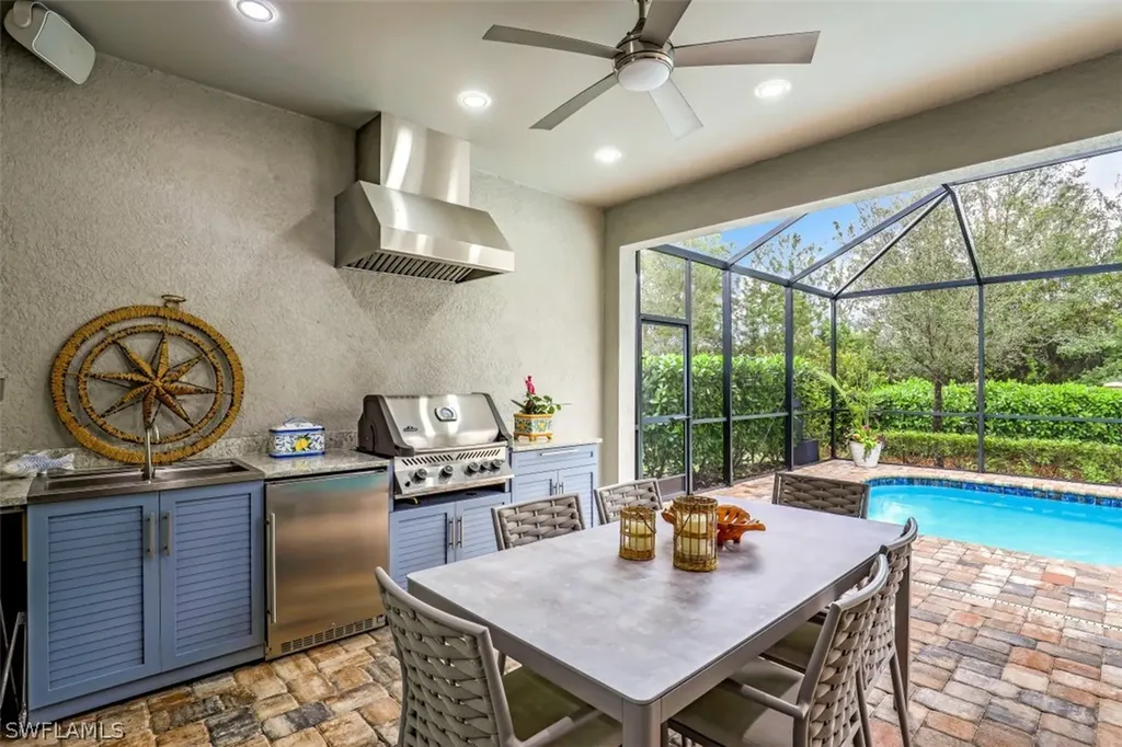 7682 Jacaranda Lane Naples FL 34114