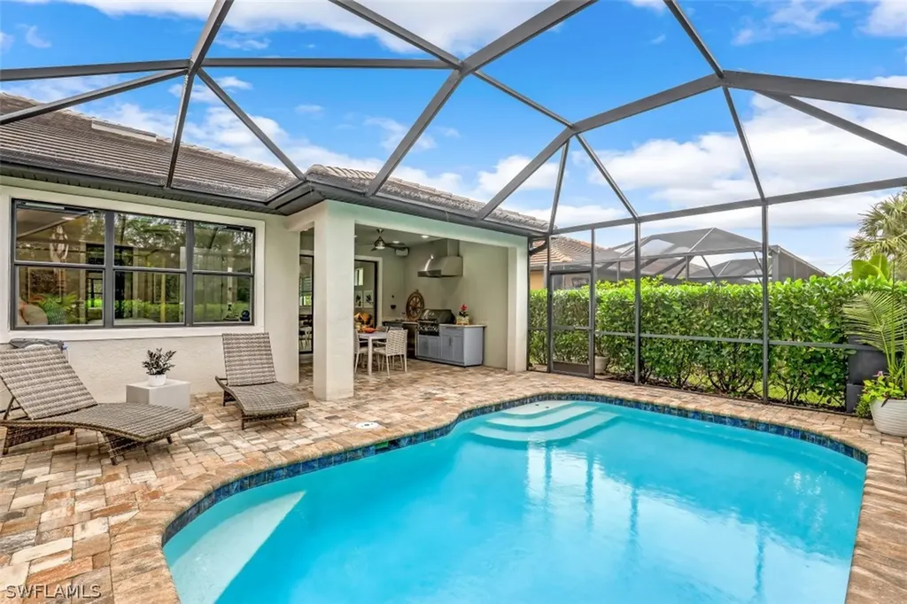 7682 Jacaranda Lane Naples FL 34114