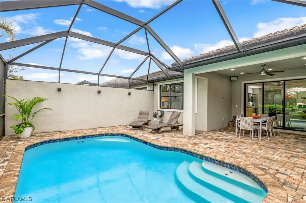 7682 Jacaranda Lane Naples FL 34114