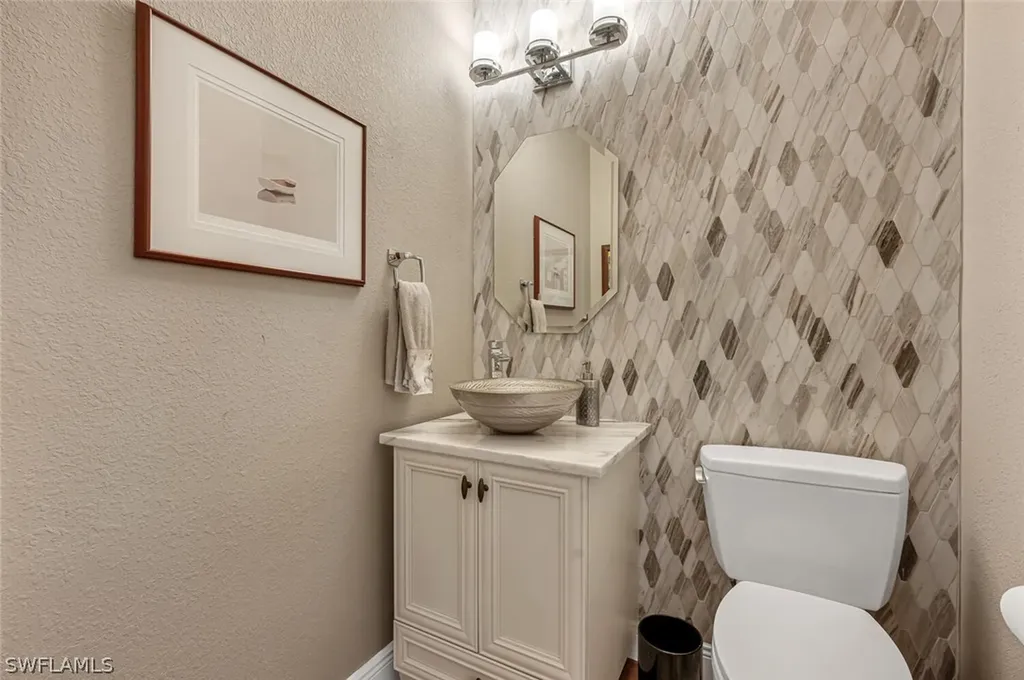 24460 Woodsage Drive Bonita Springs FL 34134