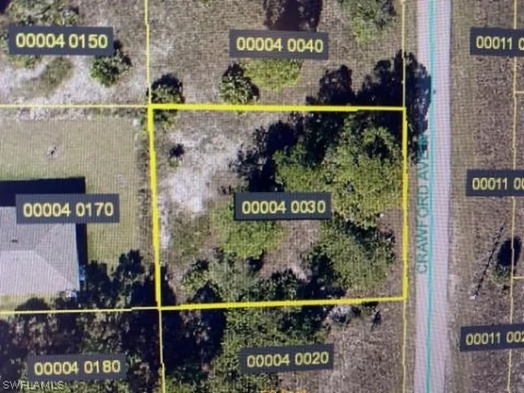 1905 Crawford Avenue N Lehigh Acres FL 33971