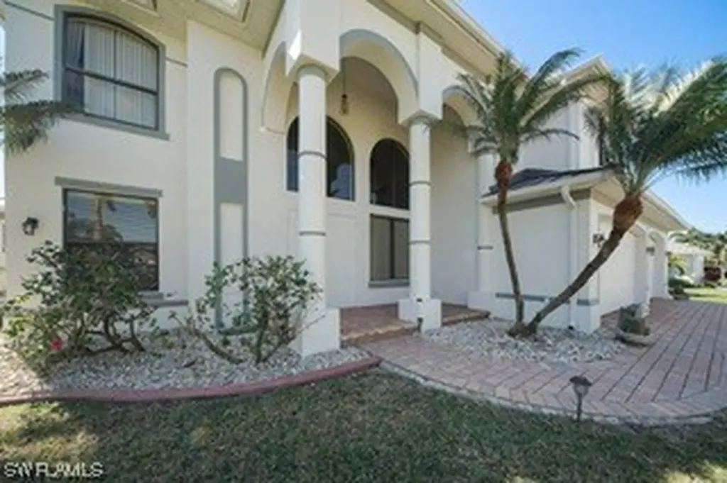 2114 SW 51st Street Cape Coral FL 33914