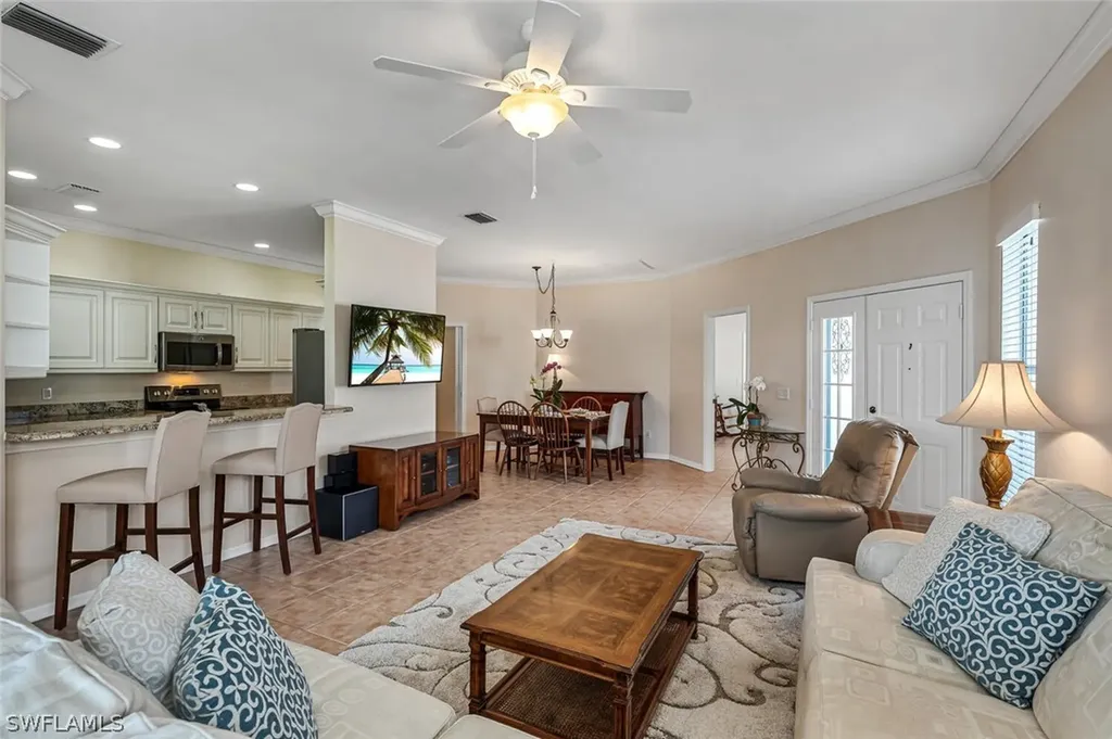 Naples FL, 419 Crossfield Circle, Unit 80