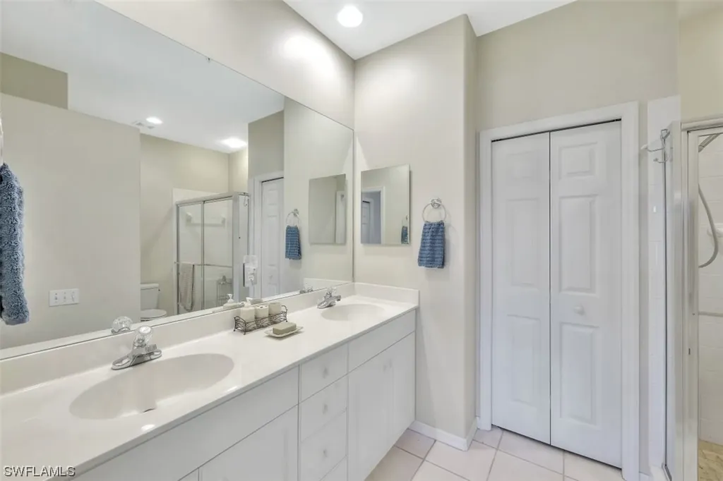 8259 Parkstone Place E Naples FL 34120
