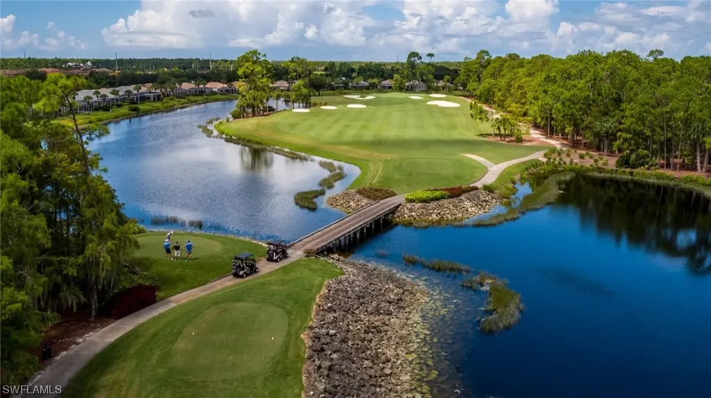 8259 Parkstone Place E Naples FL 34120
