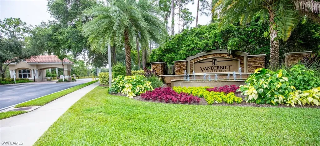 8259 Parkstone Place E Naples FL 34120