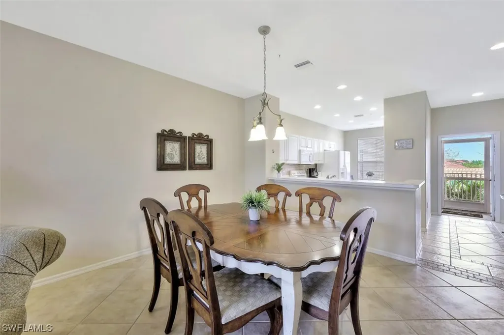 8259 Parkstone Place E Naples FL 34120