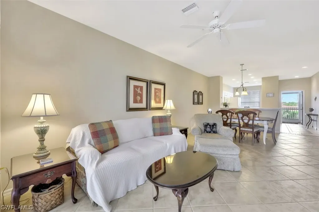 8259 Parkstone Place E Naples FL 34120