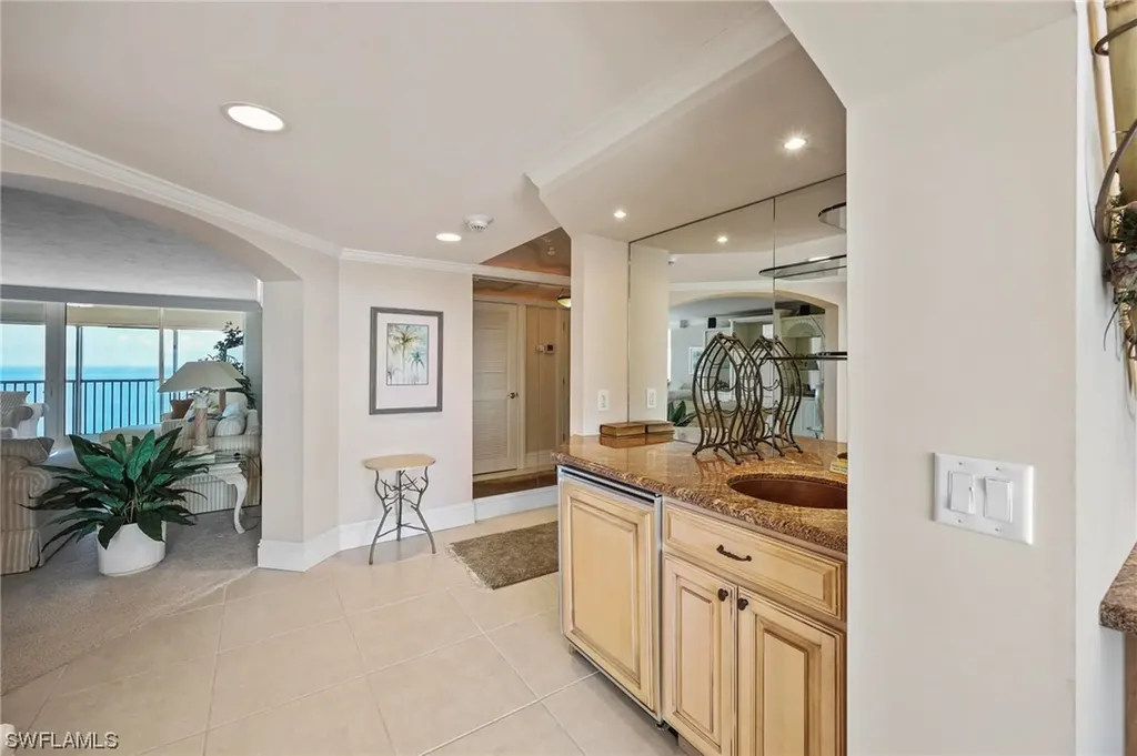 10691 Gulf Shore Drive Naples FL 34108