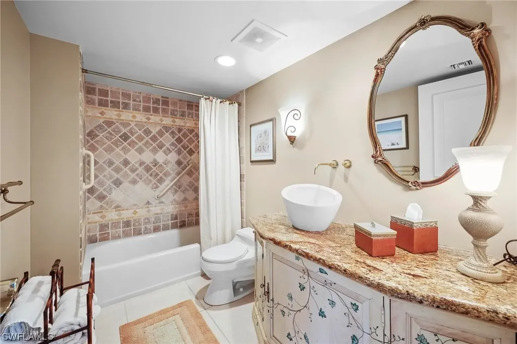 10691 Gulf Shore Drive Naples FL 34108