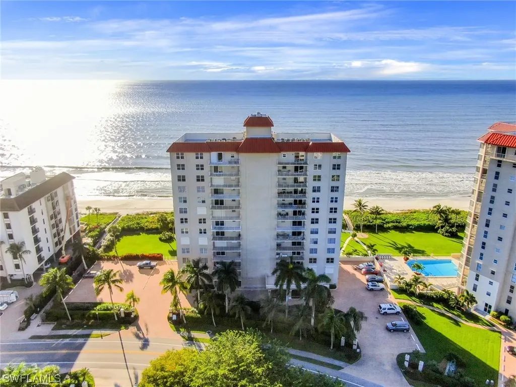 10691 Gulf Shore Drive Naples FL 34108