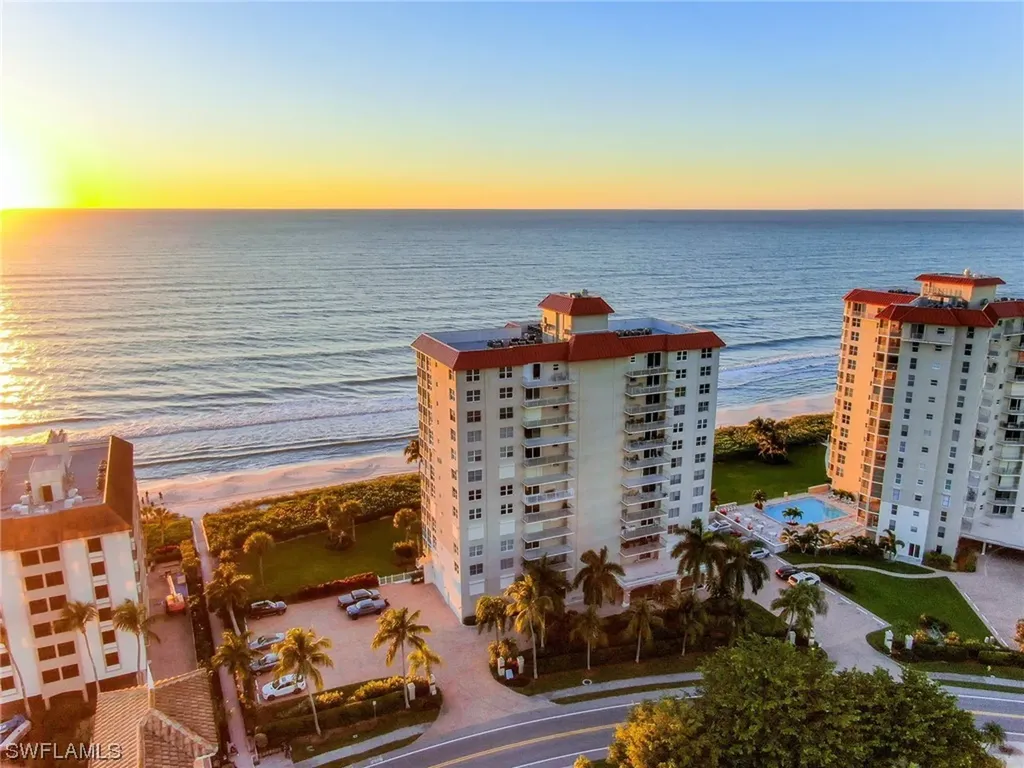 10691 Gulf Shore Drive Naples FL 34108