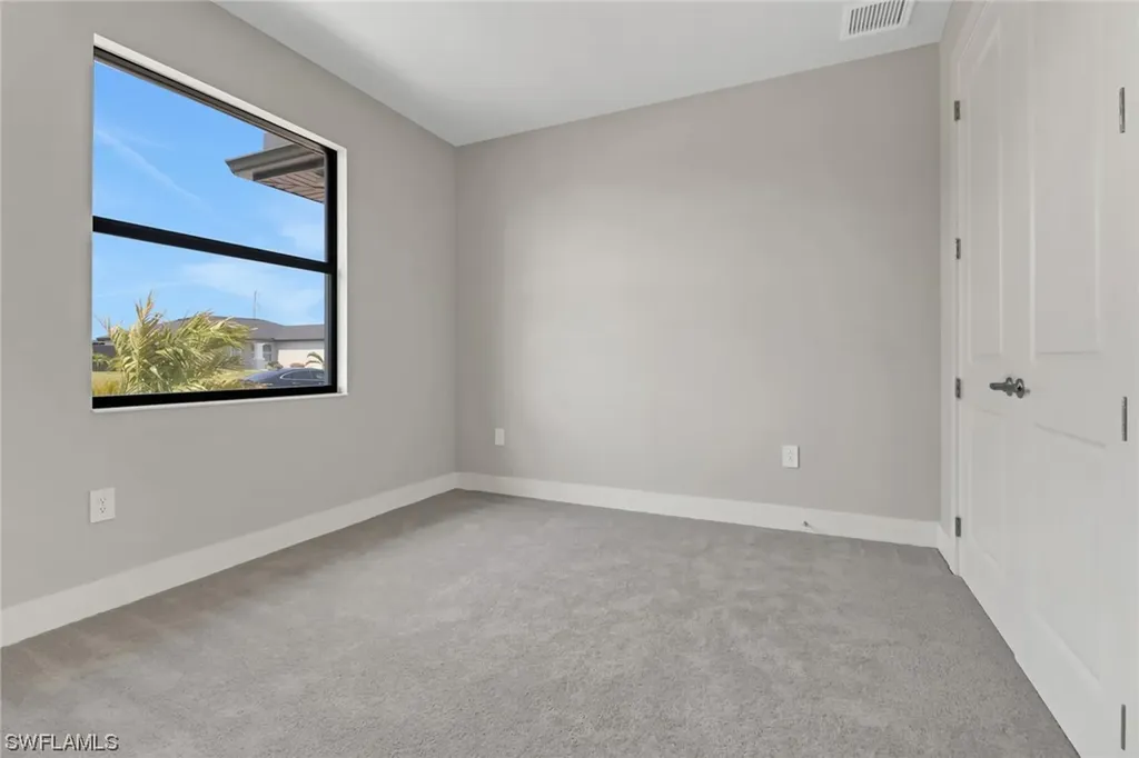 110 NW 7th Street Cape Coral FL 33993