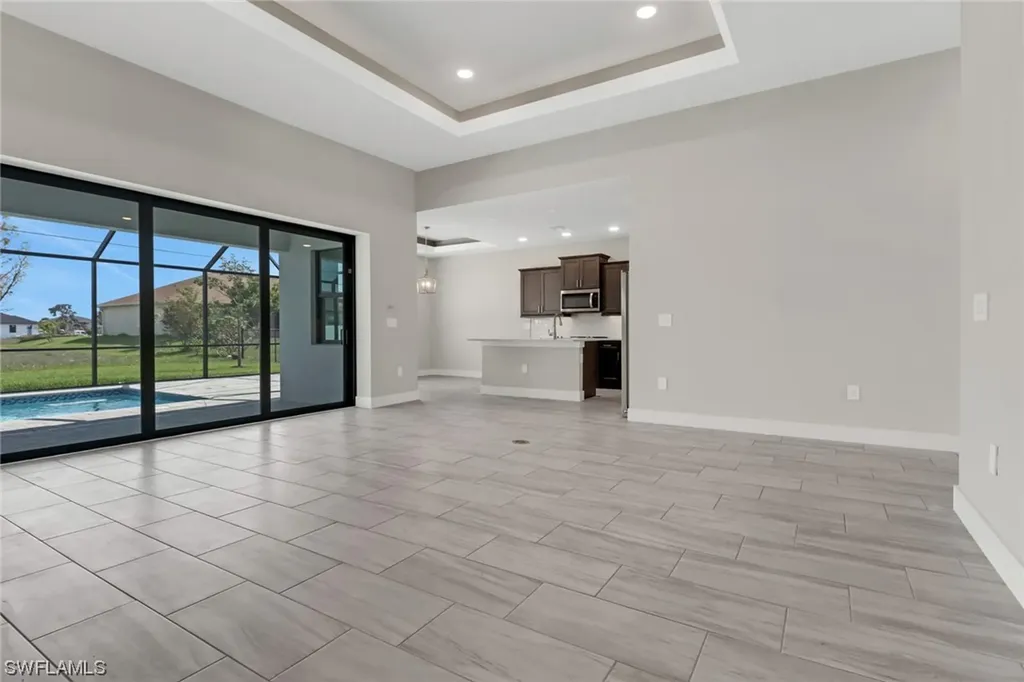 110 NW 7th Street Cape Coral FL 33993