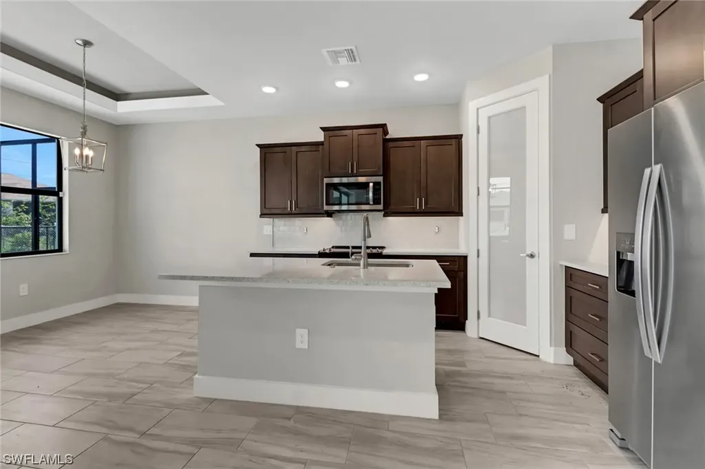 110 NW 7th Street Cape Coral FL 33993