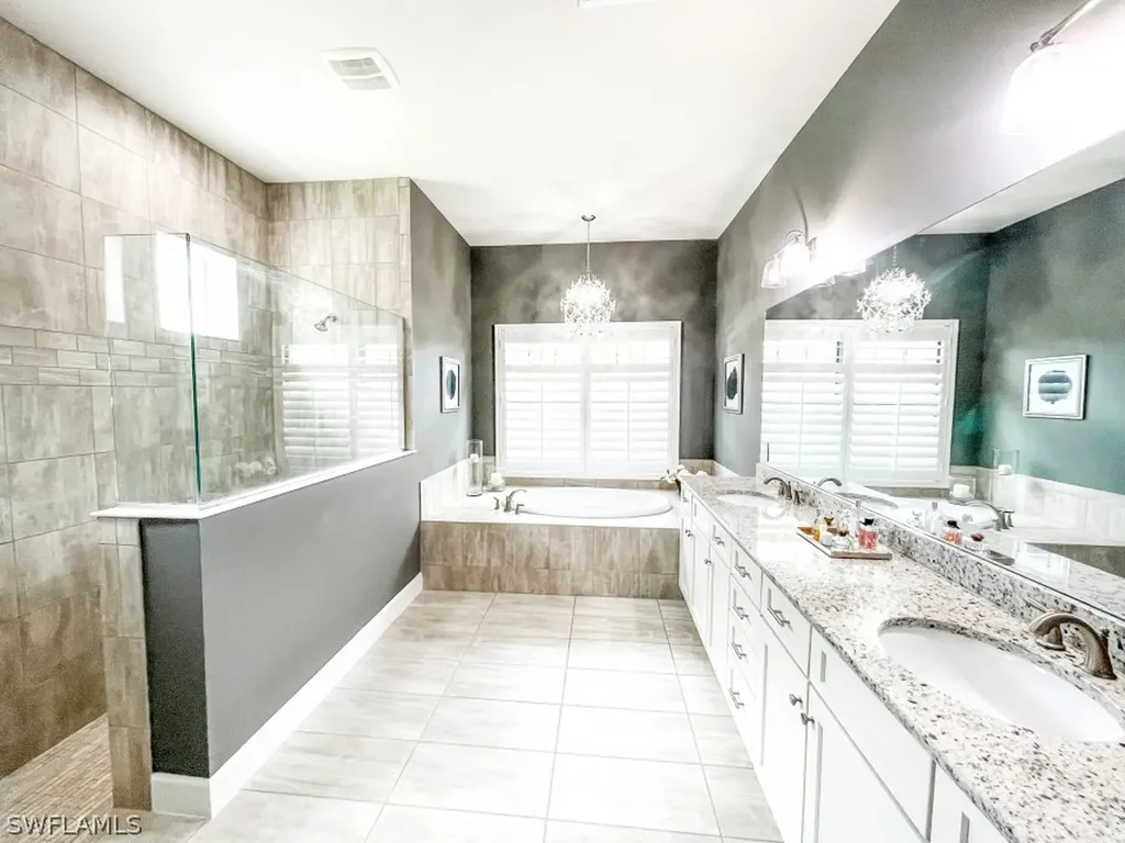 16163 Cartwright Lane Naples FL 34110