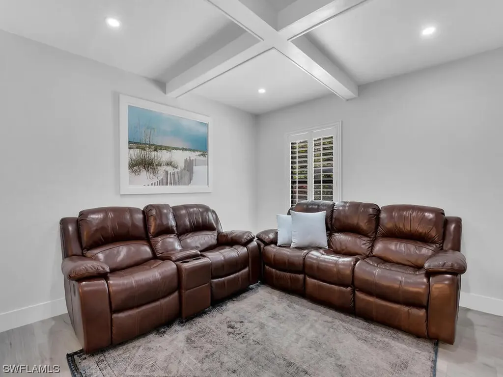 123 1st Street Naples FL 34113