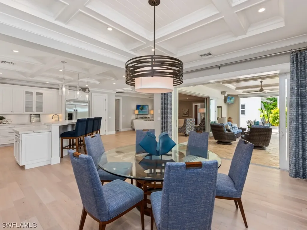 539 Rudder Road Naples FL 34102
