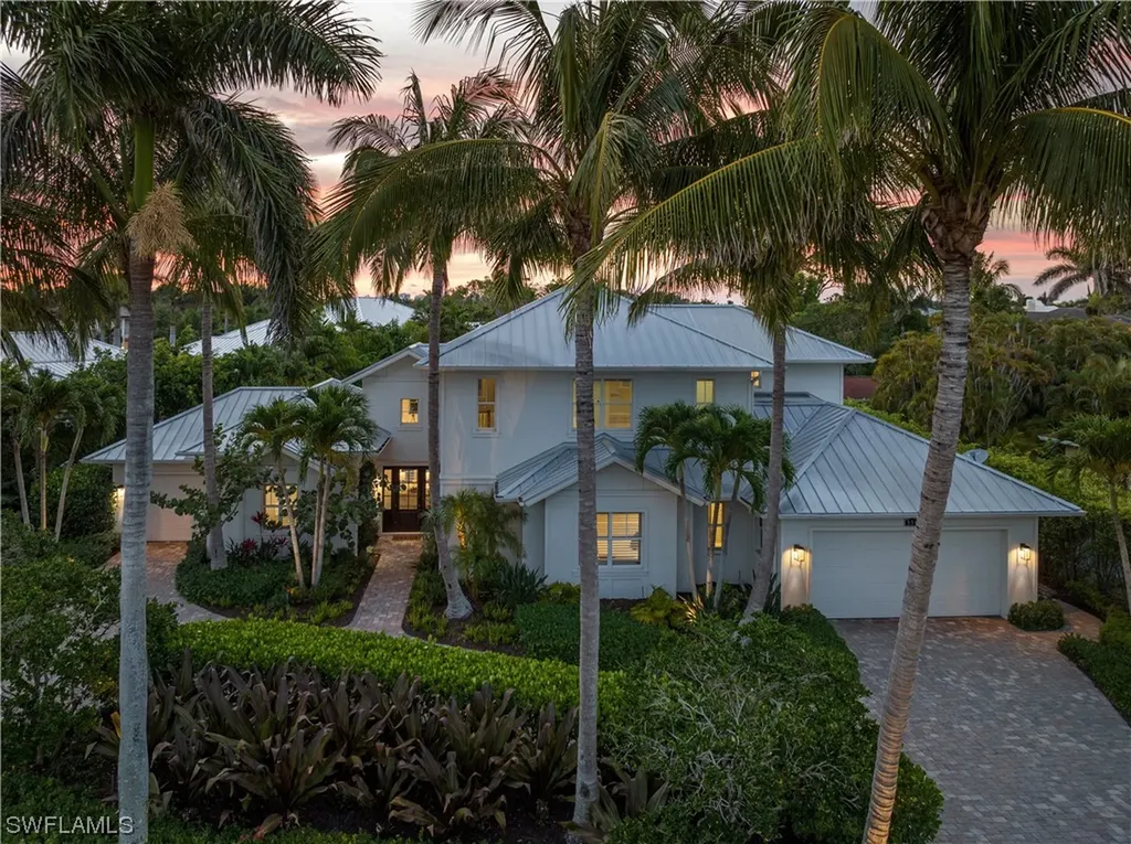 539 Rudder Road Naples FL 34102