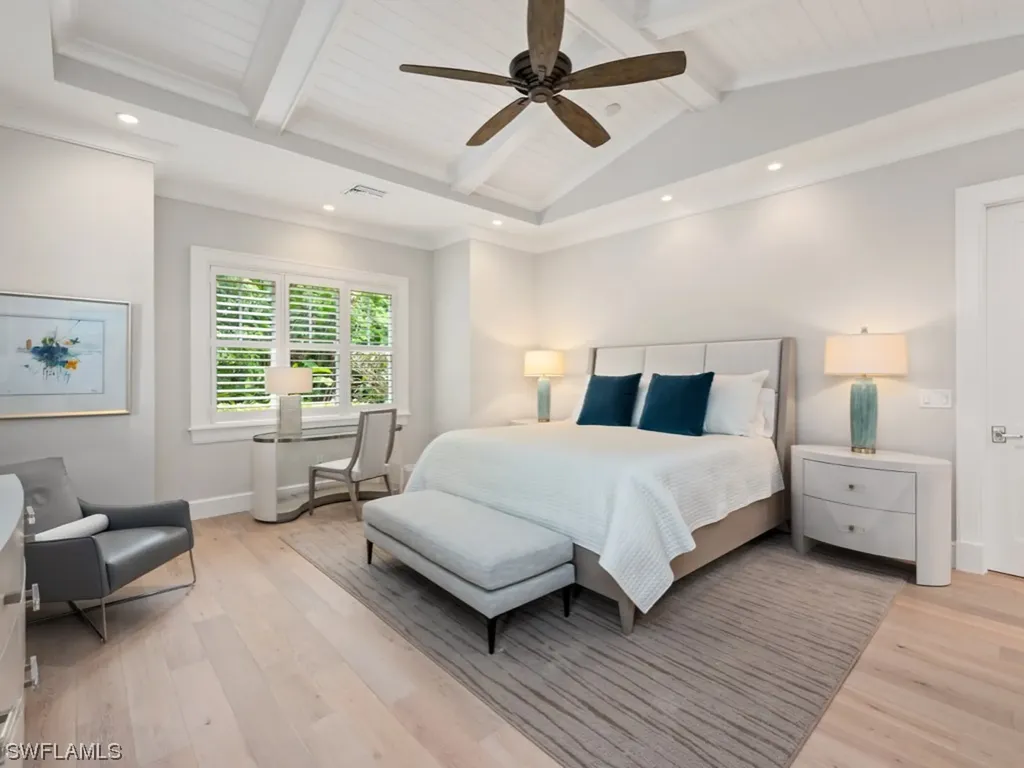 539 Rudder Road Naples FL 34102