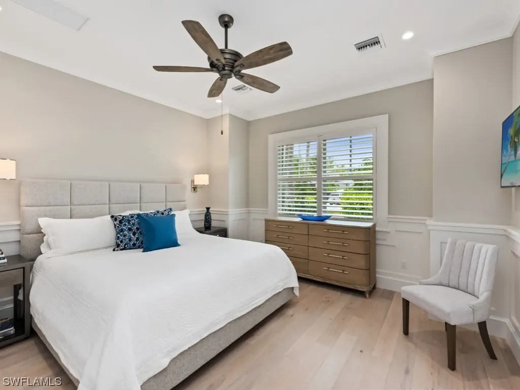 539 Rudder Road Naples FL 34102