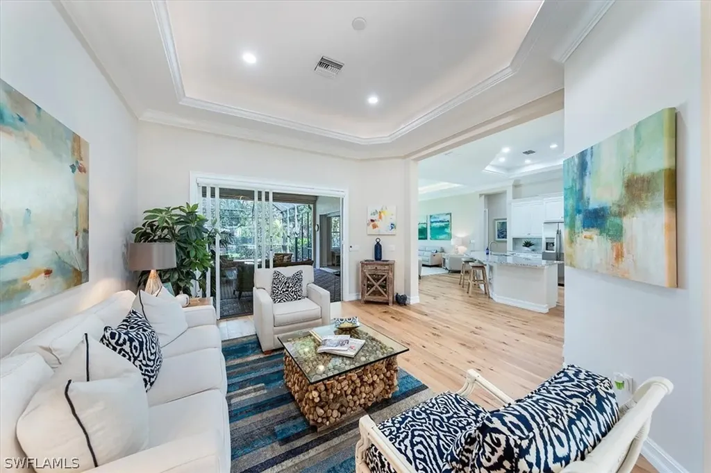 495 Saddlebrook Lane Naples FL 34110