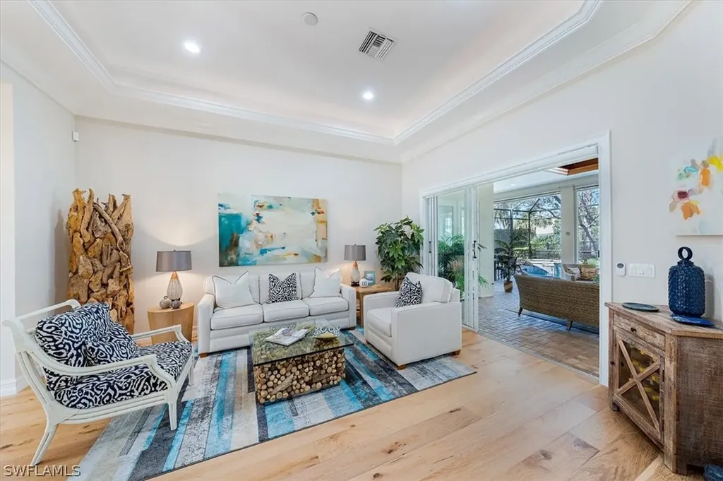495 Saddlebrook Lane Naples FL 34110