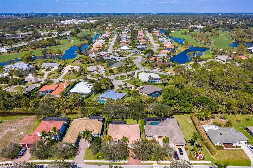 495 Saddlebrook Lane Naples FL 34110